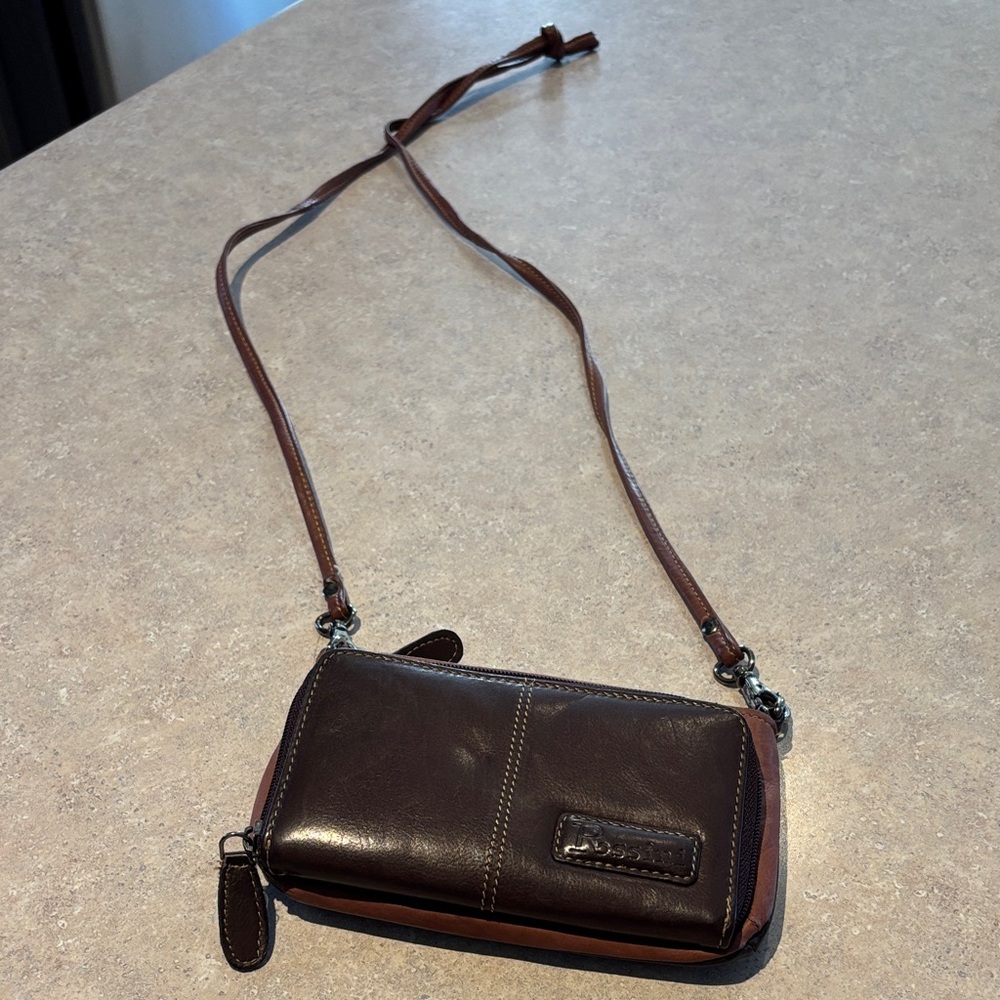 Elegant Brown Leather Crossbody Bag